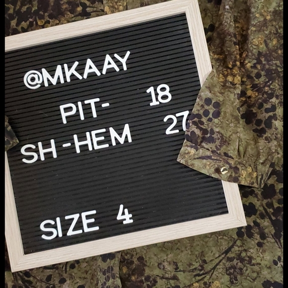 BANANA REPUBLIC graphic static print 100% Silk sz.4 - Picture 4 of 9